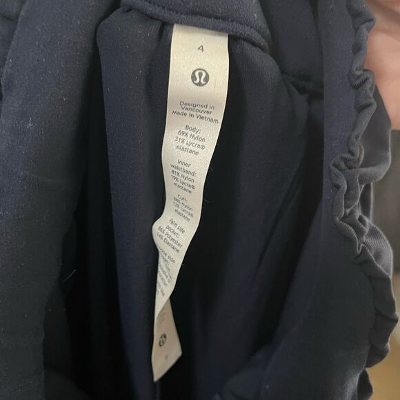 Lululemon Womens Size 4 On The Fly Joggers - Picture 3 of 3